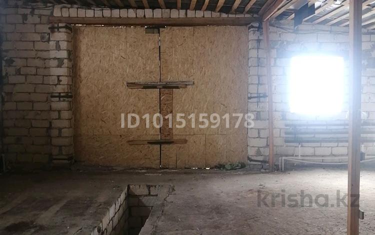 Гараж · 150 м² · 12 ш/а. — Богословская трасса, бағасы: 120 000 ₸ в Актобе, мкр 12 — фото 3