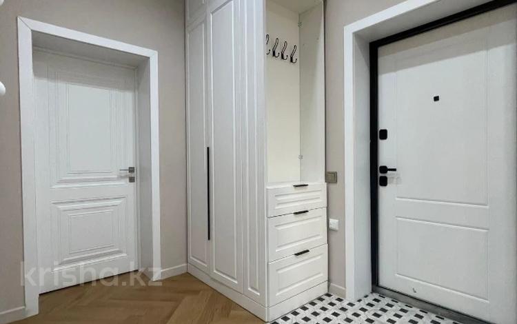 3-бөлмелі пәтер · 85 м² · 4/12 қабат, Қалқаман-1 ш/а., Ашимова, бағасы: 66 млн ₸ в Алматы, Наурызбайский р-н — фото 2