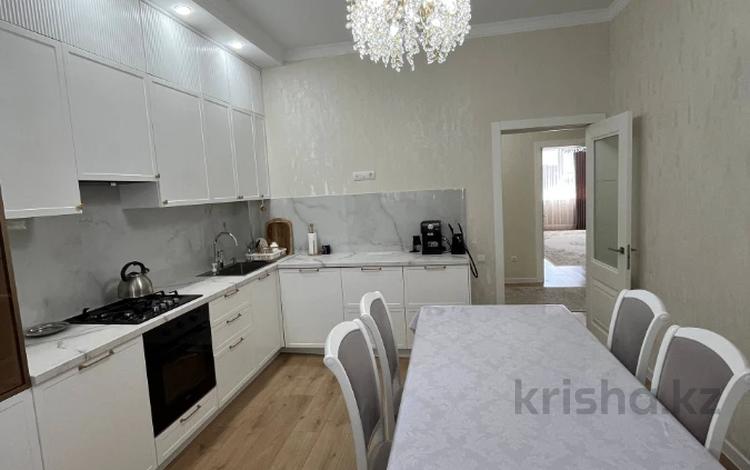 3-комнатная квартира · 107.2 м² · 8/9 этаж, алтынорда за 55 млн ₸ в Актобе — фото 5