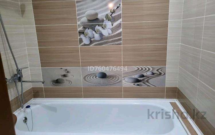 2-бөлмелі пәтер · 62 м² · 4/10 қабат, Бекхожина 7 — SMOLL,Мечта,25 школа,42 школа,4 садика, бағасы: 32 млн ₸ в Павлодаре — фото 2