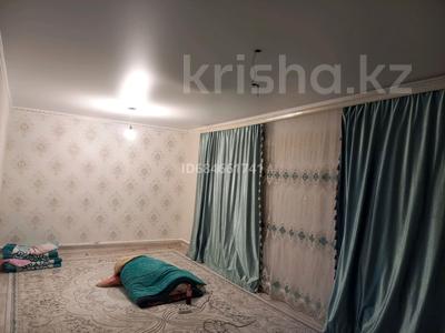 Отдельный дом · 3 комнаты · 80 м² · 12 сот., Автомобилист 32 за 15 млн 〒 в Актобе, мкр. Курмыш