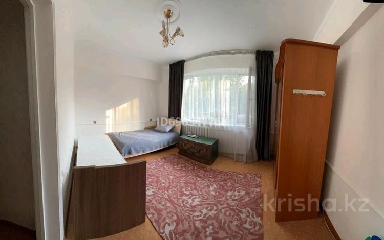 4-комнатная квартира · 102 м² · 3/3 этаж, мкр Кокмайса (Дорожник), Мкр Дорожник 37 — Рядом с барахолкой за 50 млн ₸ в Алматы, Жетысуский р-н — фото 3