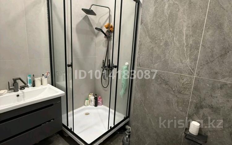 2-комнатная квартира · 53.3 м² · 5/5 этаж, Пр.Бухар Жырау 87 — Район рынка Шыгыс за 18 млн ₸ в Караганде, Казыбек би р-н — фото 53