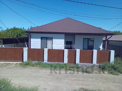 Дача · 4 комнаты · 200 м² · 20 сот., мкр Коктем, Садовод 1 33 за 25 млн ₸ в Атырау