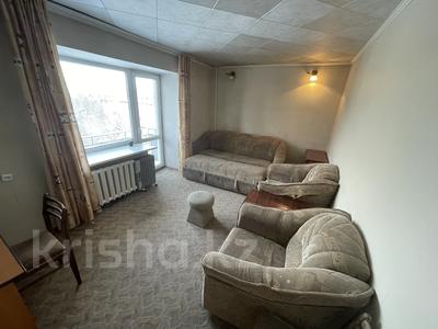 2-комнатная квартира, 47 м², 6/9 этаж, Кабанбай Батыра 154 за 18.5 млн 〒 в Усть-Каменогорске