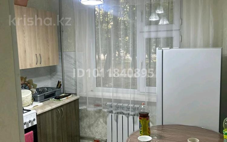 2-комнатная квартира · 46 м² · 1/5 этаж, Мкр. Акбулак 19 за 120 000 ₸ в Таразе — фото 2
