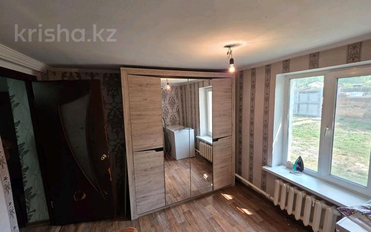 Отдельный дом · 3 комнаты · 61.9 м² · 10 сот., Голованова 53 за 10 млн ₸ в Усть-Каменогорске — фото 2