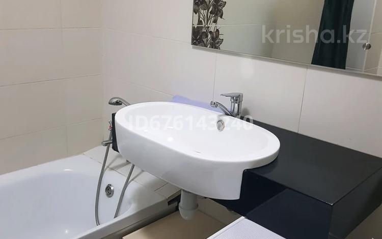 1-бөлмелі пәтер · 30 м² · 15/18 қабат, Навои 208 — Рыскулбекова, бағасы: 16 000 ₸ в Алматы, Бостандыкский р-н — фото 2