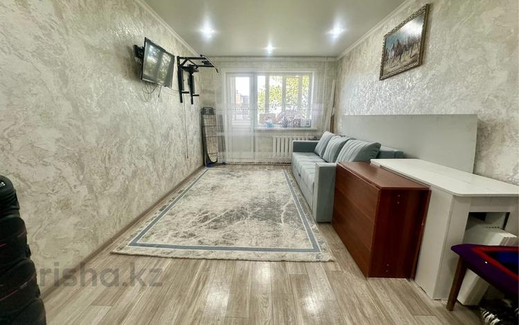 2-бөлмелі пәтер · 44.8 м² · 5/5 қабат, 16-шағынаудан, бағасы: 10 млн ₸ в Караганде, Алихана Бокейханова р-н — фото 2