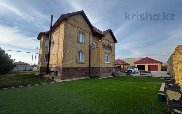 Отдельный дом · 4 комнаты · 406.9 м² · 26 сот., Юбилейная за 190 млн ₸ в  — фото 2