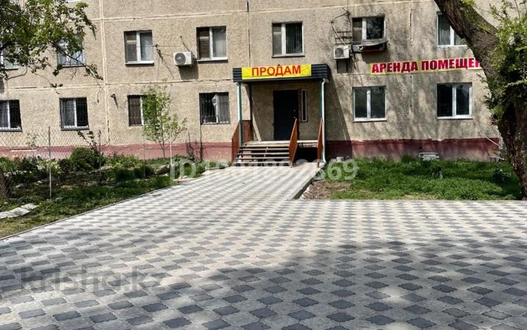 Свободное назначение, офисы, магазины и бутики, склады, салоны красоты, медцентры и аптеки, образование, кабинеты и рабочие места · 170.2 м² за 595 700 〒 в Каскелене — фото 2