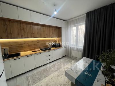 2-бөлмелі пәтер · 65 м² · 2/6 қабат, мкр Кокжиек 40, бағасы: 35 млн ₸ в Алматы, Жетысуский р-н