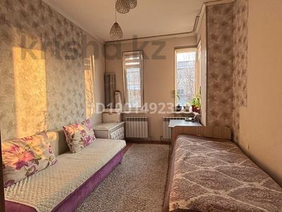 3-бөлмелі пәтер · 53 м² · 1/2 қабат, 32 1500 — Недалеко от заезда городка, вторая из главных улиц, бағасы: 21 млн ₸ в Жана куате