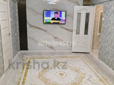 Пәтерлер в Атырауской обл.: 3-бөлмелі пәтер · 49.3 м² · 4/5 қабат, Привокзальный -5 16, бағасы: 16 млн 〒 3-бөлмелі пәтер · 49.3 м² · 4/5 қабат, Привокзальный -5 16, бағасы: 16 млн 〒 в Атырау, мкр Привокзальный-5