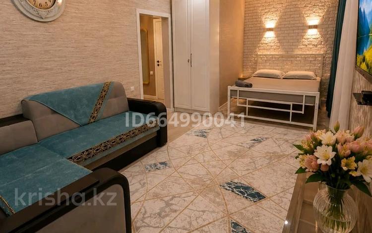 1-комнатная квартира · 35 м² · 2/5 этаж, Желтоксан 77 — Конаева, ЛЮКС за 16 000 ₸ в Таразе — фото 191