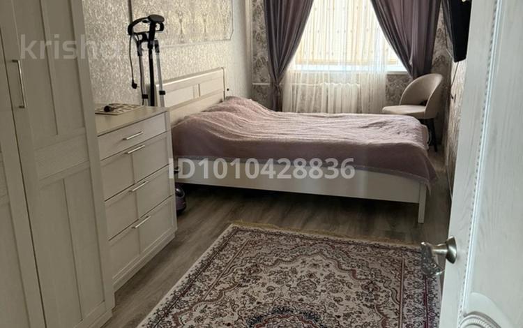 3-бөлмелі пәтер · 96 м² · 4/5 қабат, Кизатова 3м — Военный институт, бағасы: 45 млн ₸ в Петропавловске — фото 2
