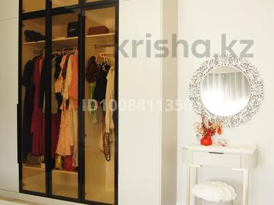 Отдельный дом · 5 комнат · 250 м² · 8 сот., мкр Достык , Достық ш/а за 72 млн 〒 в Шымкенте, Абайский р-н