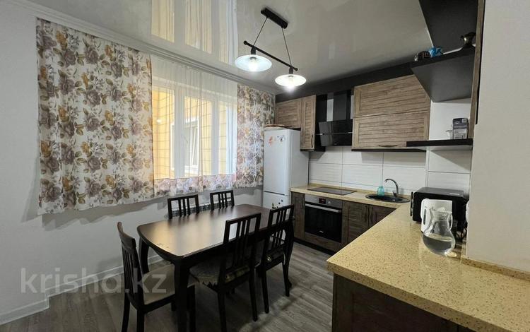 2-бөлмелі пәтер · 60 м² · 6/8 қабат, Улы дала 63, бағасы: 38.5 млн ₸ в Астане — фото 2
