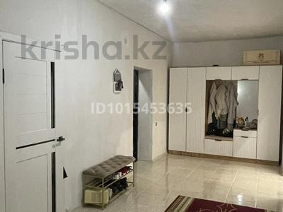 Жеке үй · 13 бөлме · 260 м² · 8 жүзд., Ак Токты 8, бағасы: 60 млн ₸ в Каскелене