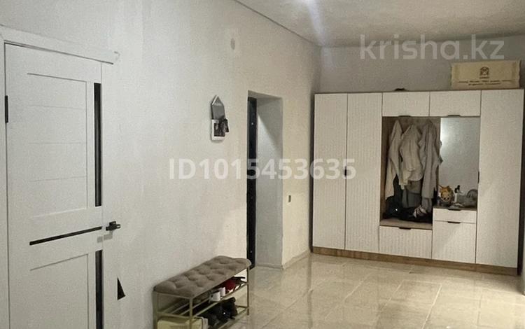 Жеке үй · 13 бөлме · 260 м² · 8 жүзд., Ак Токты 8, бағасы: 60 млн ₸ в Каскелене — фото 2
