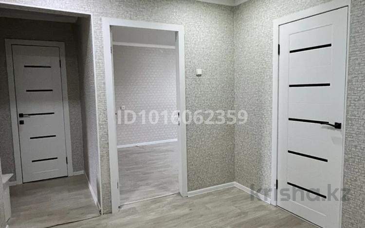 2-бөлмелі пәтер · 54 м² · 5/5 қабат, Шанхай ш/а., Рыскулова 4к3 — Мира-чернышеского, бағасы: 140 000 ₸ в Актобе, мкр Шанхай — фото 2