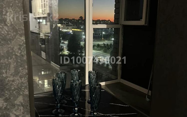 1-комнатная квартира · 40 м² · 7/10 этаж, мкр Кунаева 60 — Абулхаирхана за 13 000 ₸ в Уральске — фото 2