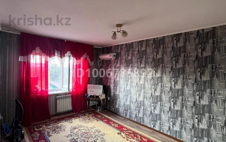 1-комнатная квартира · 48 м² · 5/5 этаж, Рысбек батыра 9А — Остановка Химпас за 6 млн ₸ в Таразе — фото 2