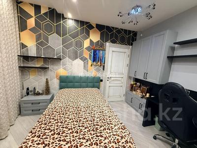 4-комнатная квартира · 130 м² · 2/9 этаж, Жамбыла за 139 млн 〒 в Алматы, Алмалинский р-н