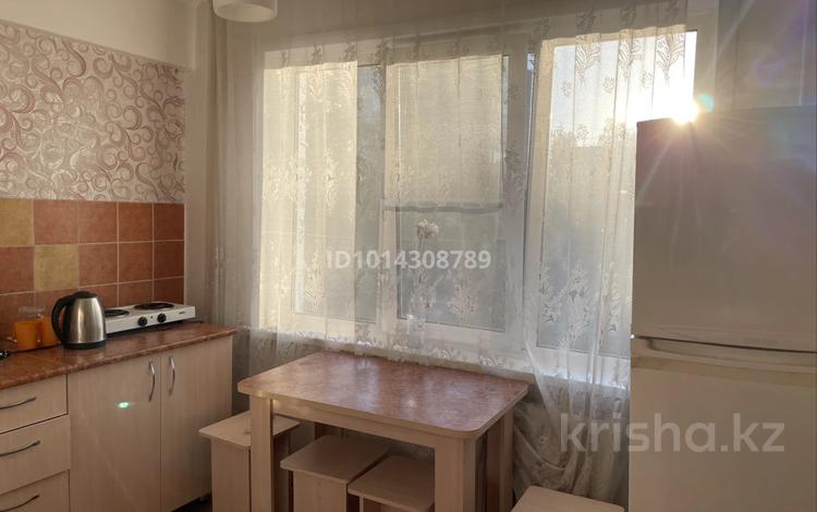 1-комнатная квартира · 40 м² · 4/5 этаж, Бурова 16 за 160 000 ₸ в Усть-Каменогорске, Ульбинский — фото 2