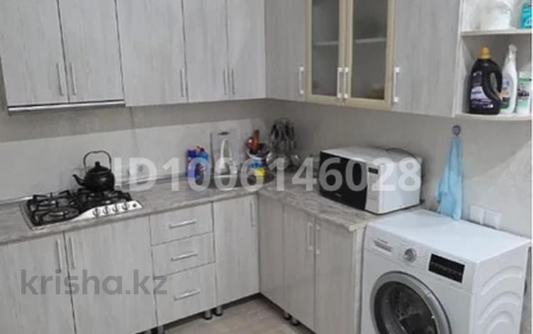 1-комнатная квартира · 30 м² · 2/2 этаж, Рахимова 52 за 100 000 ₸ в Таразе — фото 2