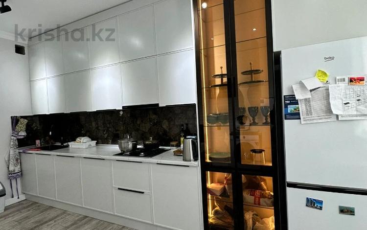 3-комнатная квартира · 100 м² · 7/9 этаж, Абулхайыр хана 74-5 за 50 млн 〒 в Атырау — фото 7