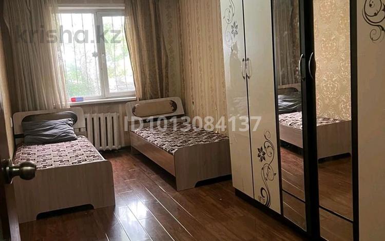 3-бөлмелі пәтер · 58 м² · 1/4 қабат, мкр №10 7 — Алтынсарина Юрия Кима, бағасы: 350 000 ₸ в Алматы, Ауэзовский р-н — фото 2