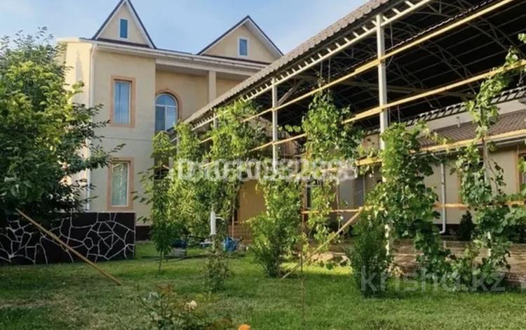 Отдельный дом · 8 комнат · 300 м² · 8 сот., Майкы Би 50 — Абая, Цон за 82 млн ₸ в Таразе — фото 2