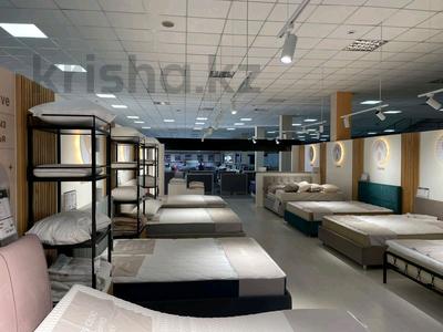 Офисы, магазины и бутики · 250 м² за 825 000 ₸ в Караганде, Казыбек би р-н