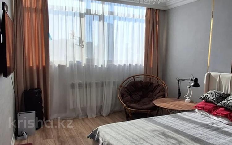 3-бөлмелі пәтер · 80.1 м² · 7/9 қабат, Азильхан Нуршаихов 10, бағасы: 41.5 млн ₸ в Астане, Нура р-н — фото 2
