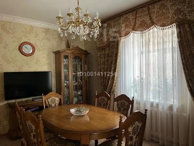 Отдельный дом · 4 комнаты · 80 м² · 4.1 сот., Аюпова 18 за ~ 59 млн 〒 в Караганде, Казыбек би р-н