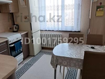 4-комнатная квартира · 76 м² · 2/9 этаж, Майкудук, Майкудук, мкр Голубые пруды 6 за 32 млн 〒 в Караганде, Алихана Бокейханова р-н
