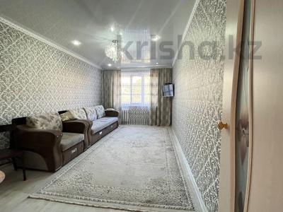 2-комнатная квартира, 48.1 м², 3/5 этаж, Ивана Ларина за 16 млн 〒 в Уральске