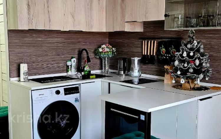 1-комнатная квартира · 18 м² · 4/5 этаж, Казахстан 161 за 10 млн ₸ в Усть-Каменогорске, Ульбинский — фото 2