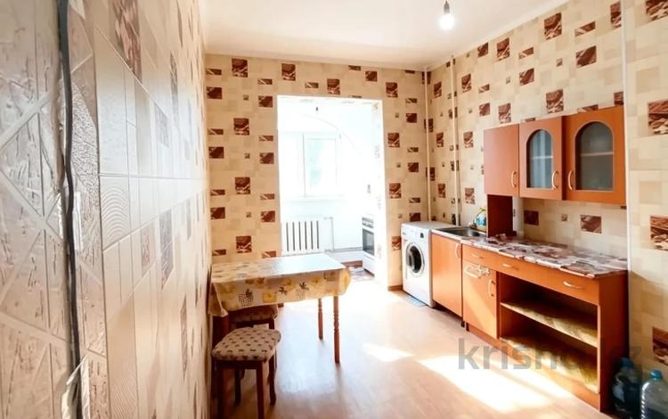 1-комнатная квартира · 42 м² · 4/5 этаж, мкр Айнабулак-4 181 — ЛУЧШЕЕ ПРЕДЛОЖЕНИЕ за 23.6 млн ₸ в Алматы, Жетысуский р-н — фото 5