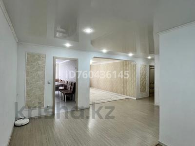 3-комнатная квартира · 103 м² · 9/10 этаж, мкр 12 64 за 30 млн 〒 в Актобе