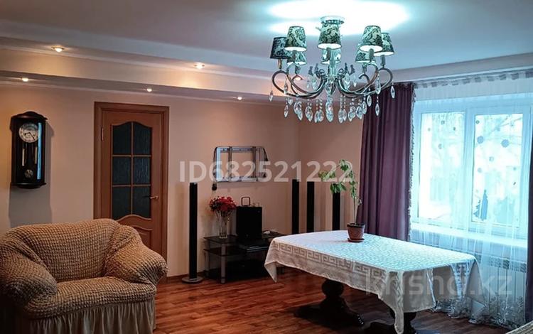 4-бөлмелі пәтер · 120 м² · 5/5 қабат, мкр Орбита-3 1, бағасы: 450 000 ₸ в Алматы, Бостандыкский р-н — фото 13