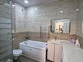 2-комнатная квартира · 92 м² · 7/9 этаж, 17-й мкр 46 за 280 000 ₸ в Актау — фото 13