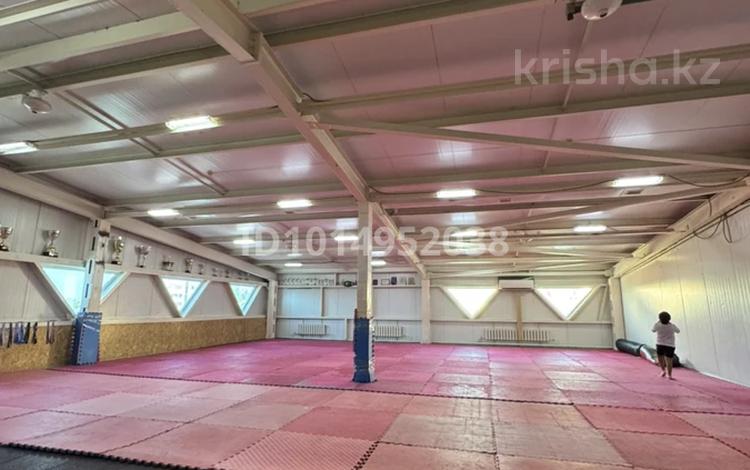 Свободное назначение, фитнес и спорт, студии · 200 м² за 5 000 ₸ в Уральске — фото 2