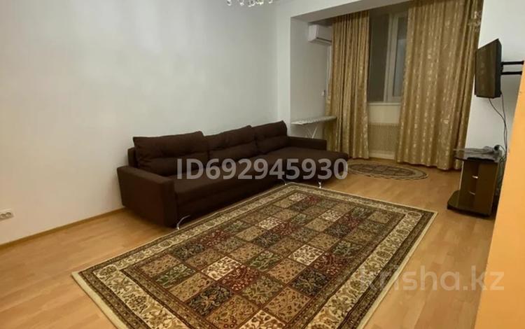 1-бөлмелі пәтер, 50 м², 2/18 қабат ай сайын, Солодовникова 23, бағасы: 300 000 〒 в Алматы, Бостандыкский р-н — фото 2