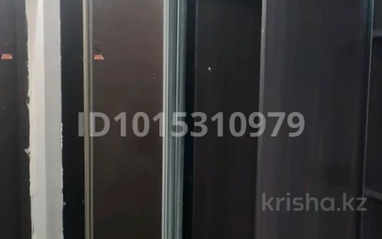1-бөлмелі пәтер · 42 м² · 4/9 қабат, Ақсай-1А ш/а. 32, бағасы: 230 000 ₸ в Алматы, Ауэзовский р-н — фото 2