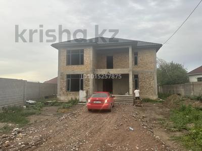 Отдельный дом · 7 комнат · 320 м² · 8 сот., Атамекен 93 — Мақатаева за 28 млн ₸ в Узынагаш