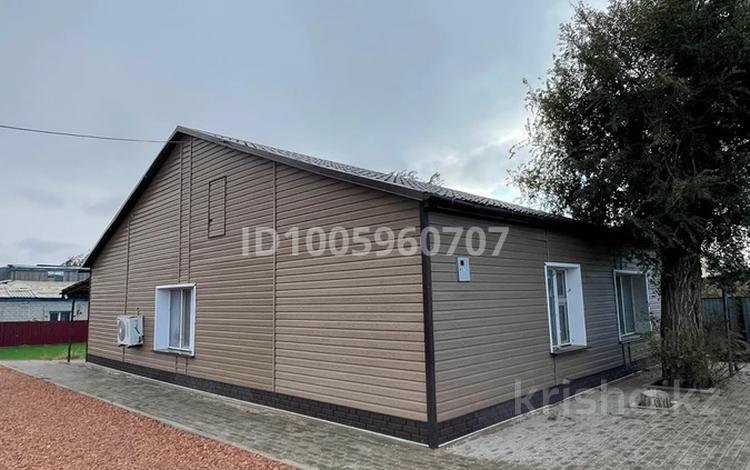 Отдельный дом · 4 комнаты · 121 м² · 160 сот., 90 квартал за 45 млн 〒 в Балхаше — фото 2