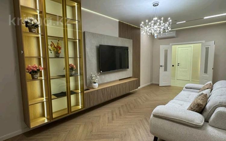 2-бөлмелі пәтер · 80 м² · 11/16 қабат, Каныша Сатпаева 90/55Б, бағасы: 500 000 ₸ в Алматы, Бостандыкский р-н — фото 15