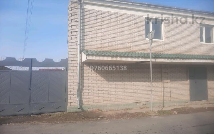 Отдельный дом · 10 комнат · 400 м² · 5 сот., Пушкина 204 а — Сакиева за 46 млн 〒 в Таразе — фото 5